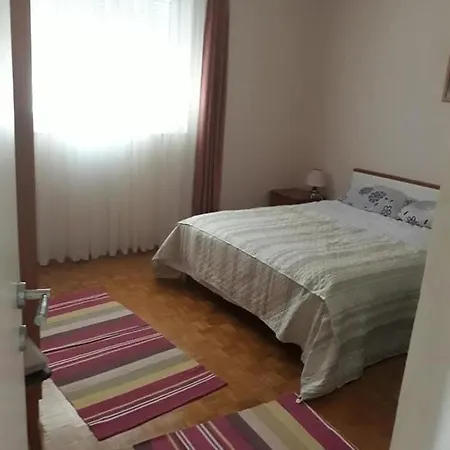 Appartement Karolina *